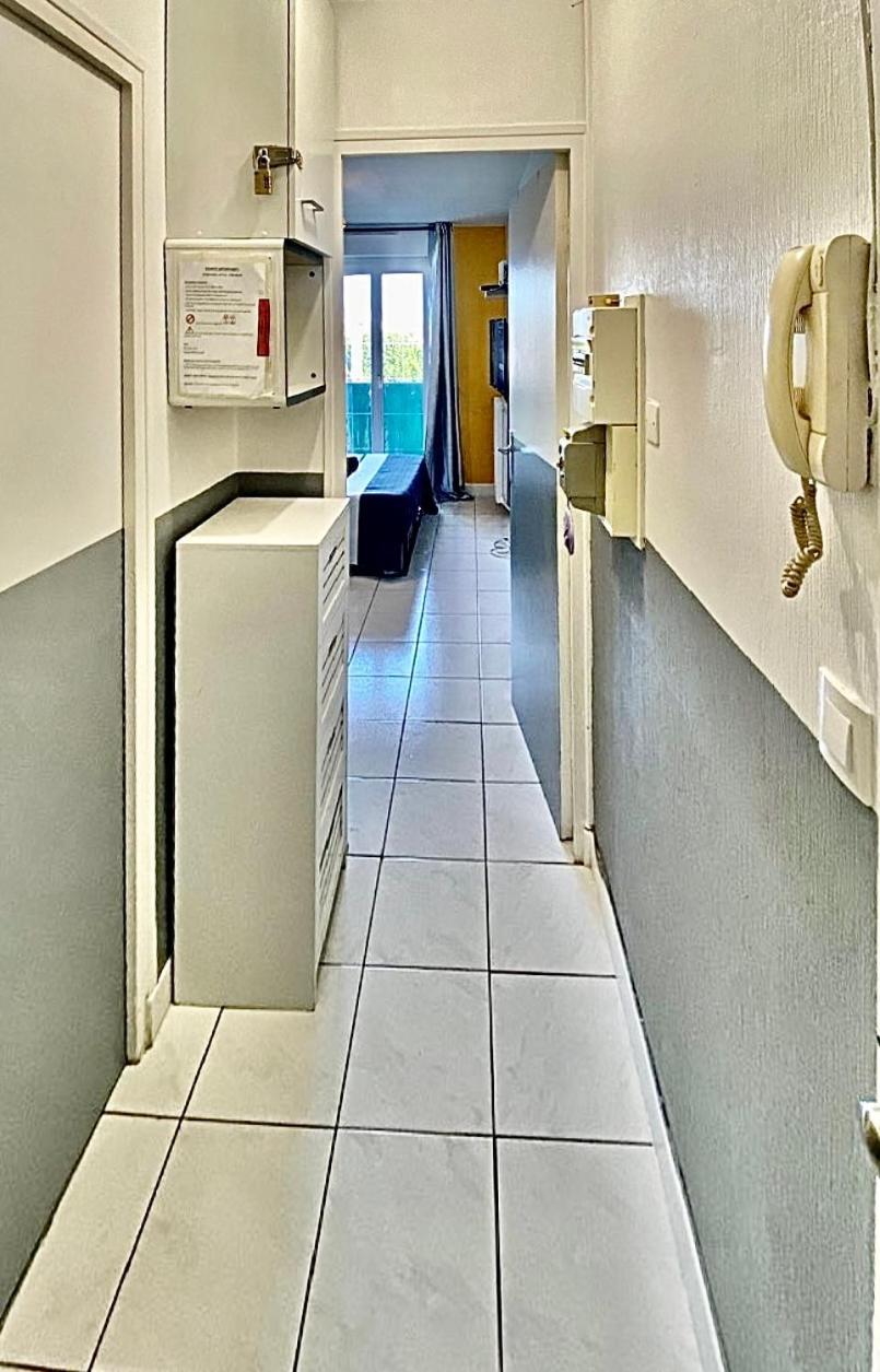 Appartement Proche Gare Et Centre Ville 默伦 外观 照片