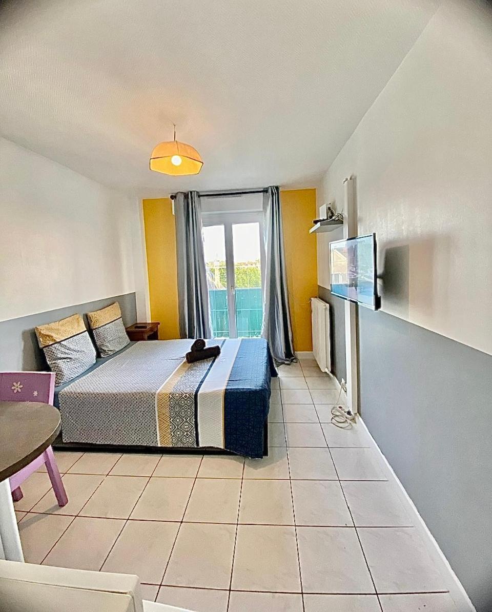 Appartement Proche Gare Et Centre Ville 默伦 外观 照片